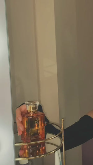 Crystal Swan 100 ml EDP Kadın Parfüm – Kalıcı & Premium Çiçeksi Koku